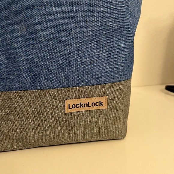 LocknLock Insulated Cooler Tote Bag With Handles - Picture 4 of 7